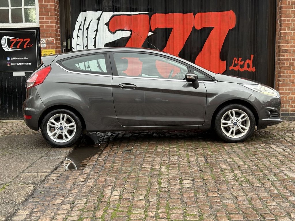 Used Ford Fiesta 2016 for sale - 76867808: Photo 2