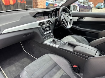 Used Mercedes-Benz C-Class 2014 for sale - 75585302: Photo