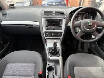 Used Skoda Octavia 2011 for sale - 78272176: Photo