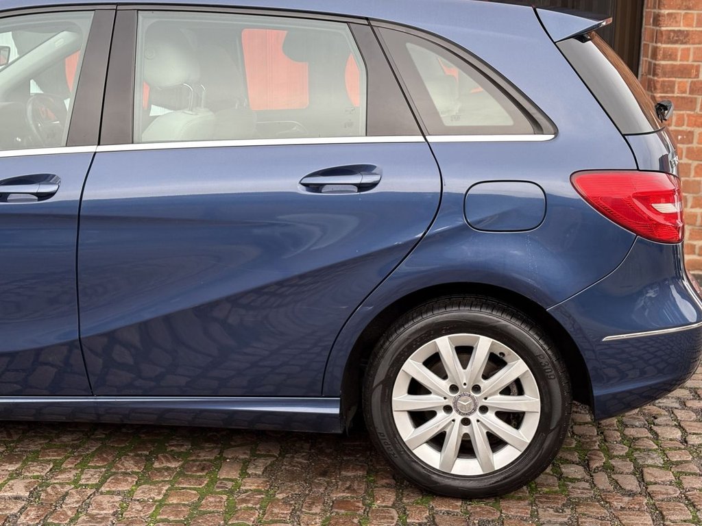 Used Mercedes-Benz B Class 2012 for sale - 76496469: Photo 23