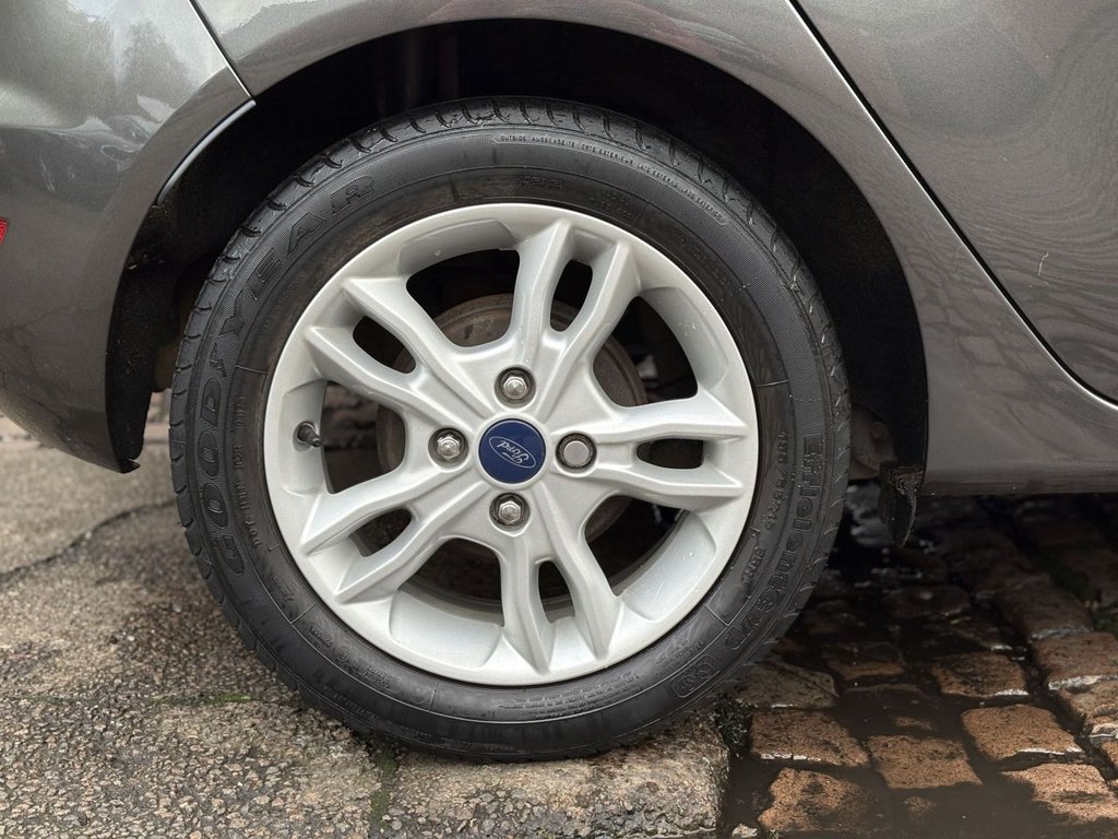 Used Ford Fiesta 2017 for sale - 76454547: Photo 11