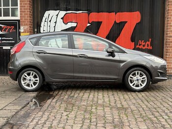 Used Ford Fiesta 2017 for sale - 76454547: Photo