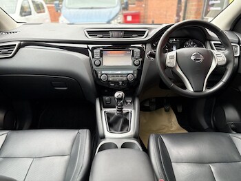 Used Nissan Qashqai 2017 for sale - 77534729: Photo