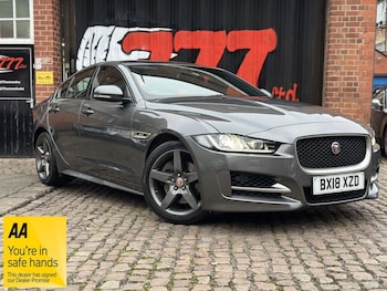 Used Jaguar XE 2018 for sale - 76453925: Photo