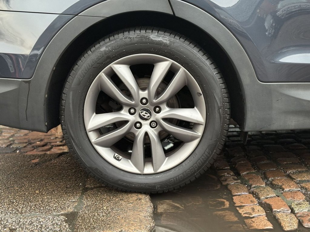 Used Hyundai Santa Fe 2013 for sale - 77302507: Photo 11