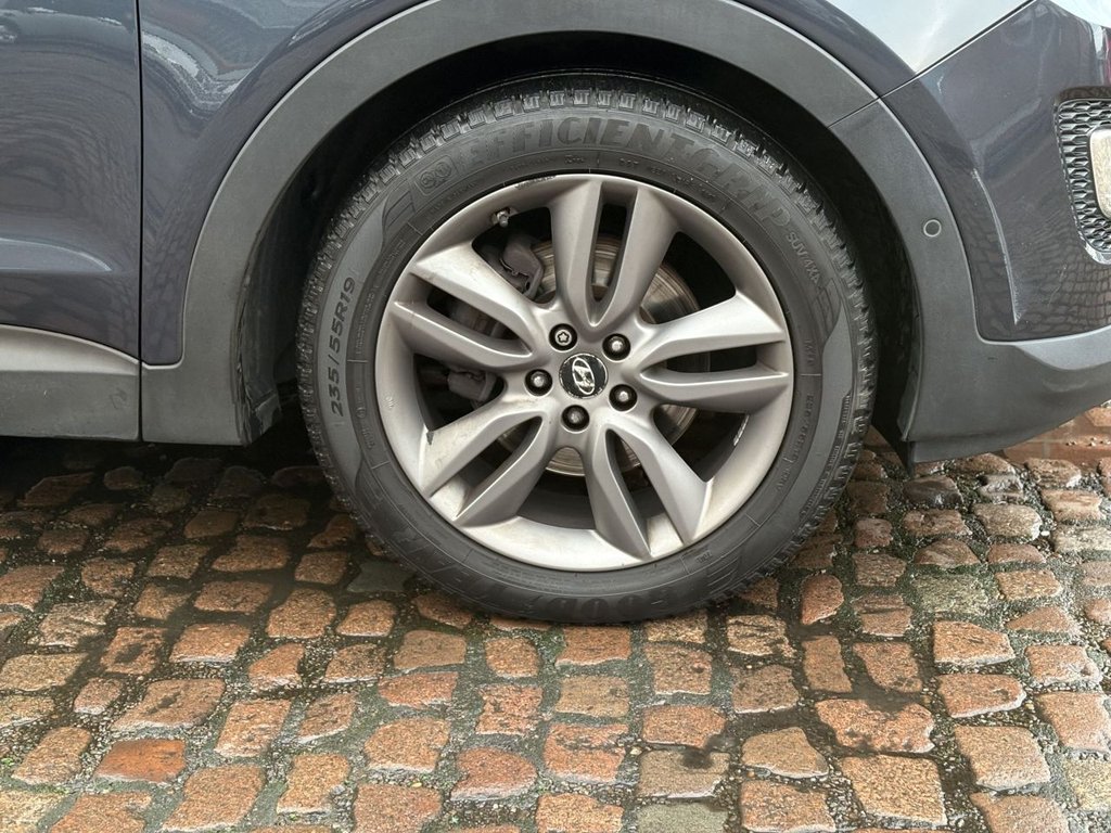 Used Hyundai Santa Fe 2013 for sale - 77302507: Photo 14