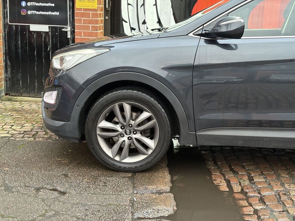 Used Hyundai Santa Fe 2013 for sale - 77302507: Photo 23