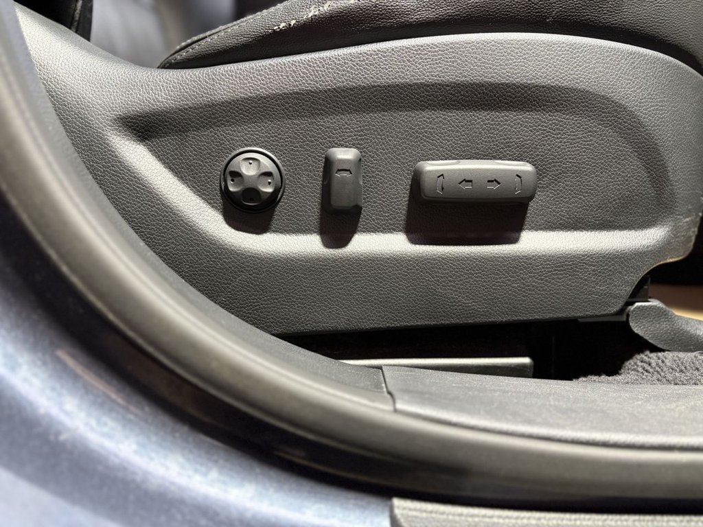 Used Hyundai Santa Fe 2013 for sale - 77302507: Photo 30