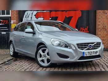 Used Volvo V60 2012 for sale - 79642659: Photo