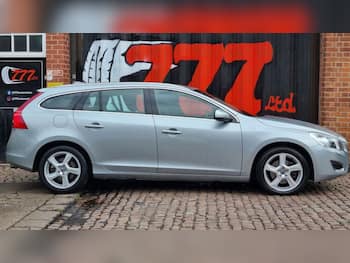 Used Volvo V60 2012 for sale - 79642659: Photo