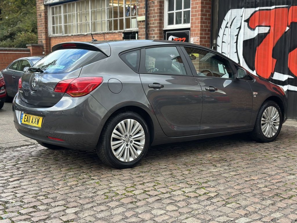 Used Vauxhall Astra 2011 for sale - 76345830: Photo 16