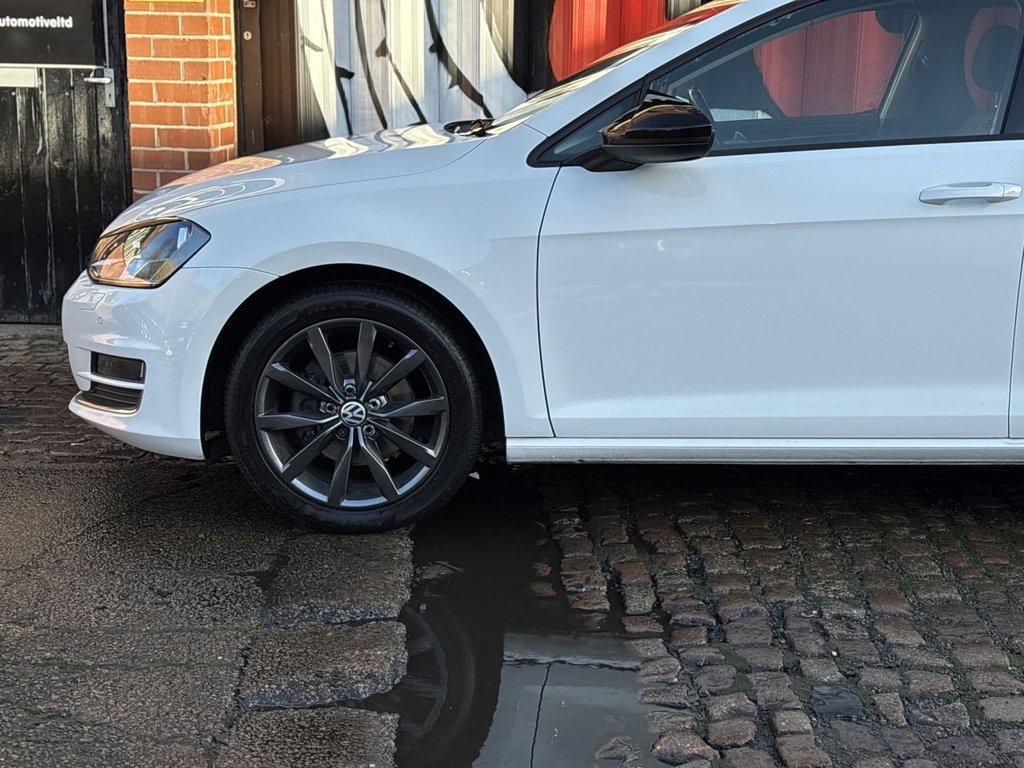 Used Volkswagen Golf 2015 for sale - 76783929: Photo 20