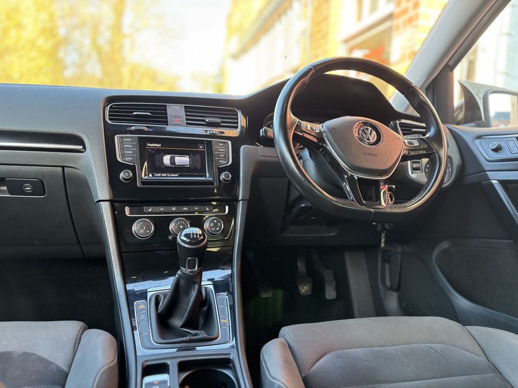 Used Volkswagen Golf 2015 for sale - 76783929: Photo 25