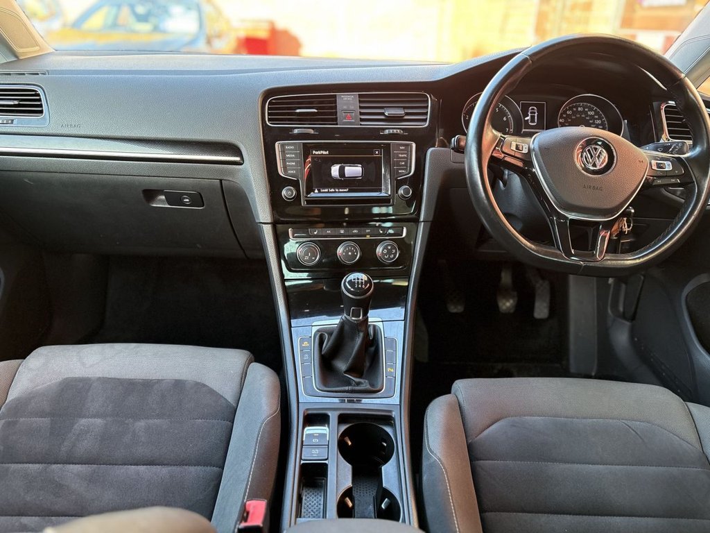 Used Volkswagen Golf 2015 for sale - 76783929: Photo 26