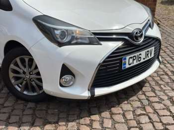 Used Toyota Yaris 2016 for sale - 74954815: Photo