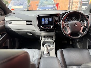 Used Mitsubishi Outlander 2020 for sale - 78272201: Photo