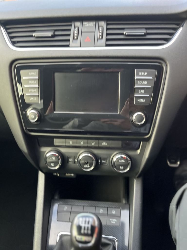 Used Skoda Octavia 2015 for sale - 76632416: Photo 23