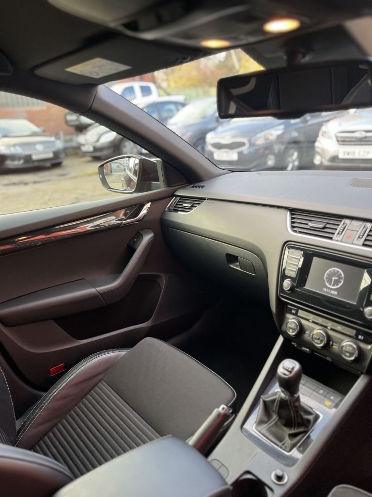 Used Skoda Octavia 2015 for sale - 76632416: Photo 9