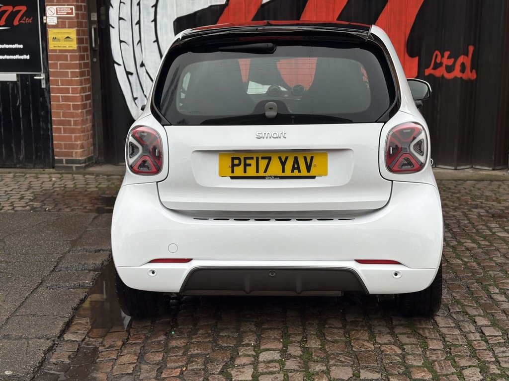 Used smart fortwo 2017 for sale - 77027381: Photo 13