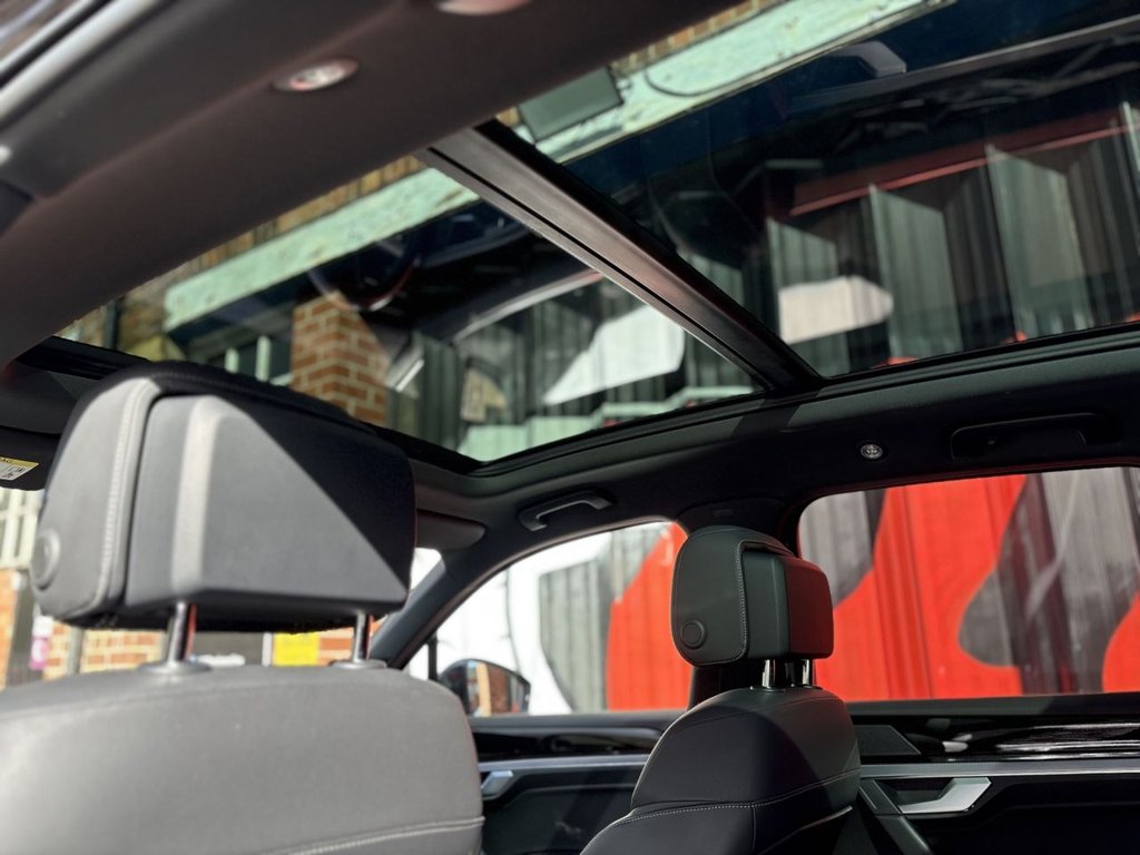 Used Volkswagen Touareg 2019 for sale - 77890994: Photo 5