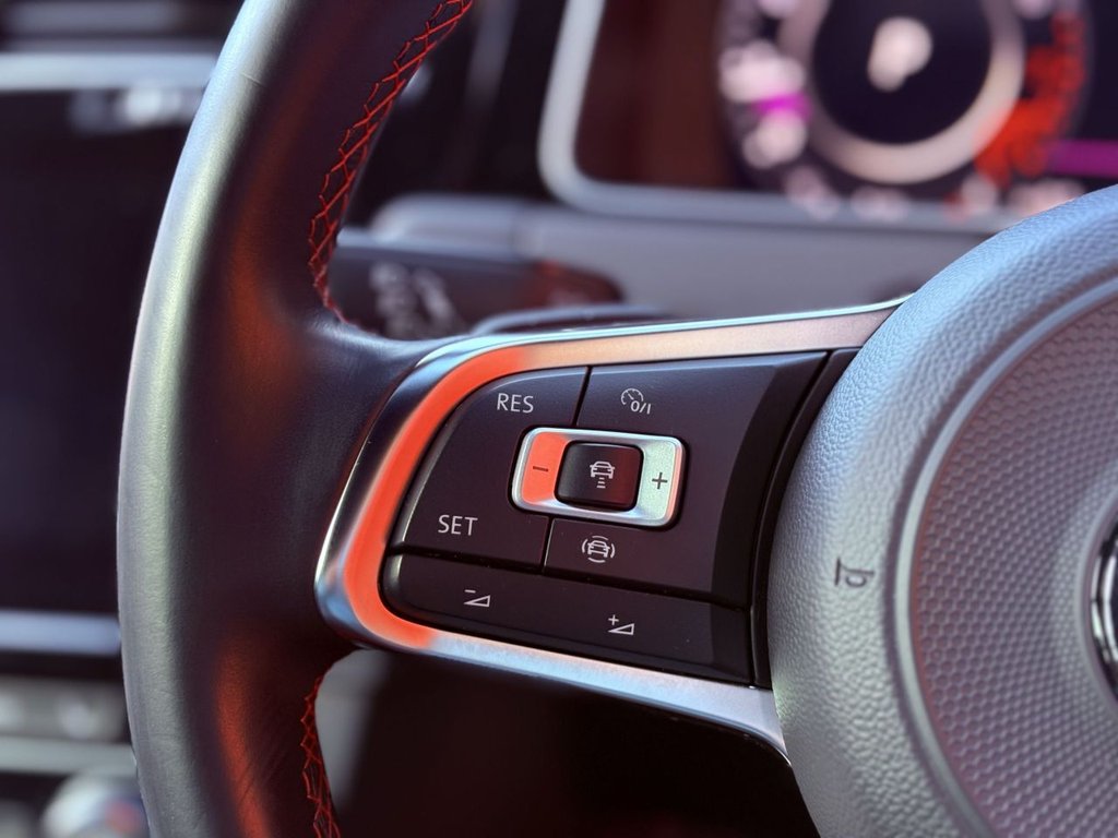 Used Volkswagen Golf 2018 for sale - 77356646: Photo 25