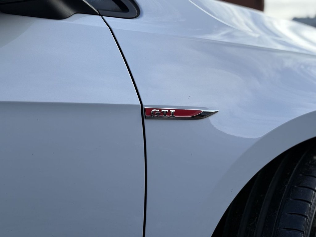 Used Volkswagen Golf 2018 for sale - 77356646: Photo 9