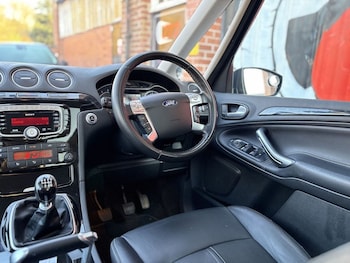 Used Ford Galaxy 2013 for sale - 77952864: Photo