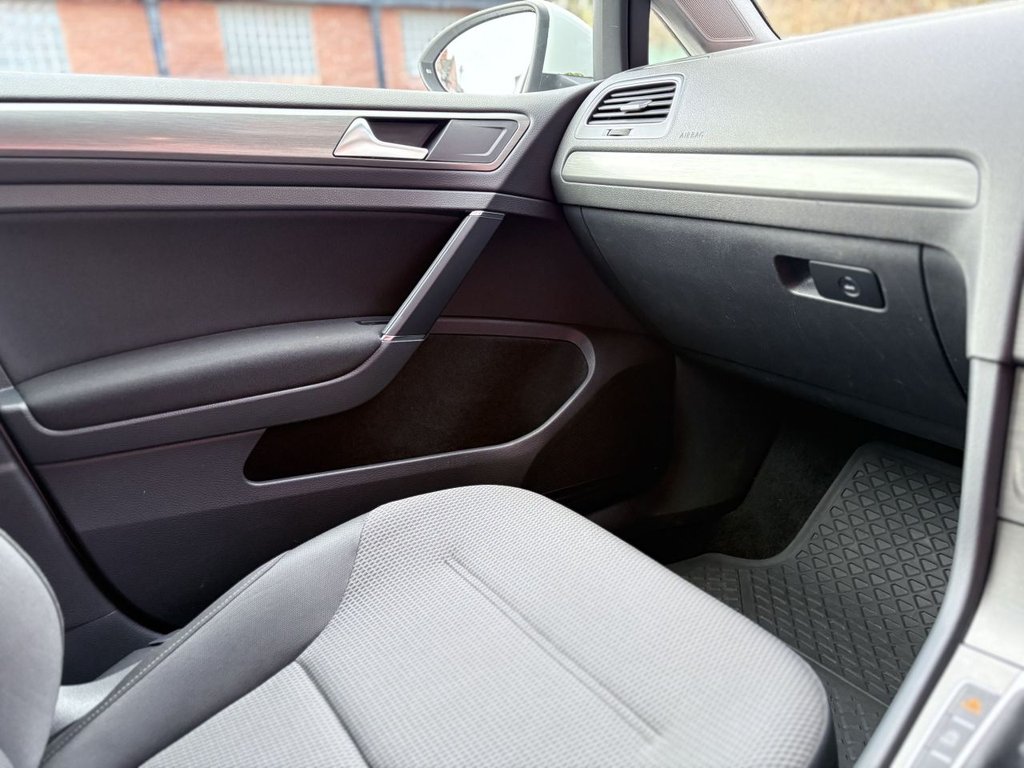 Used Volkswagen Golf 2013 for sale - 77236489: Photo 29