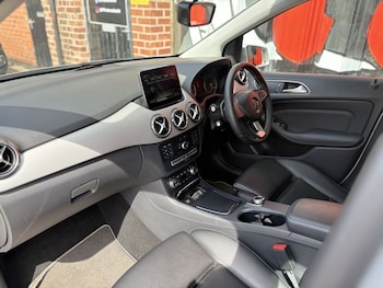 Used Mercedes-Benz B Class 2017 for sale - 79409065: Photo