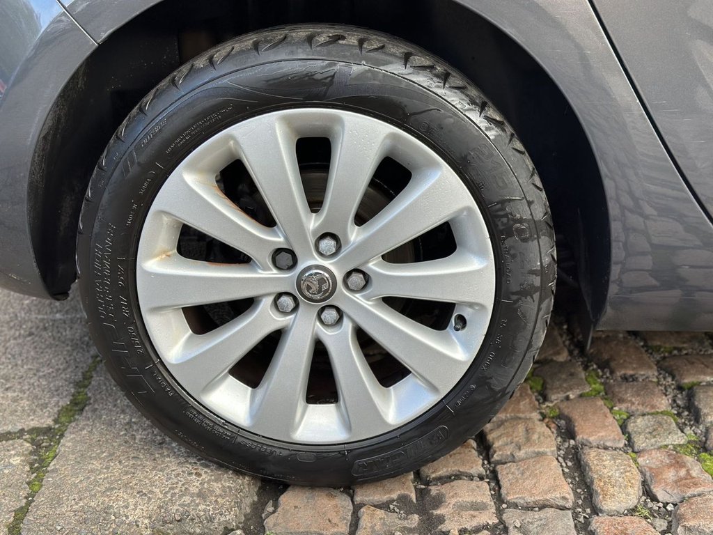 Used Vauxhall Astra 2012 for sale - 76345653: Photo 13