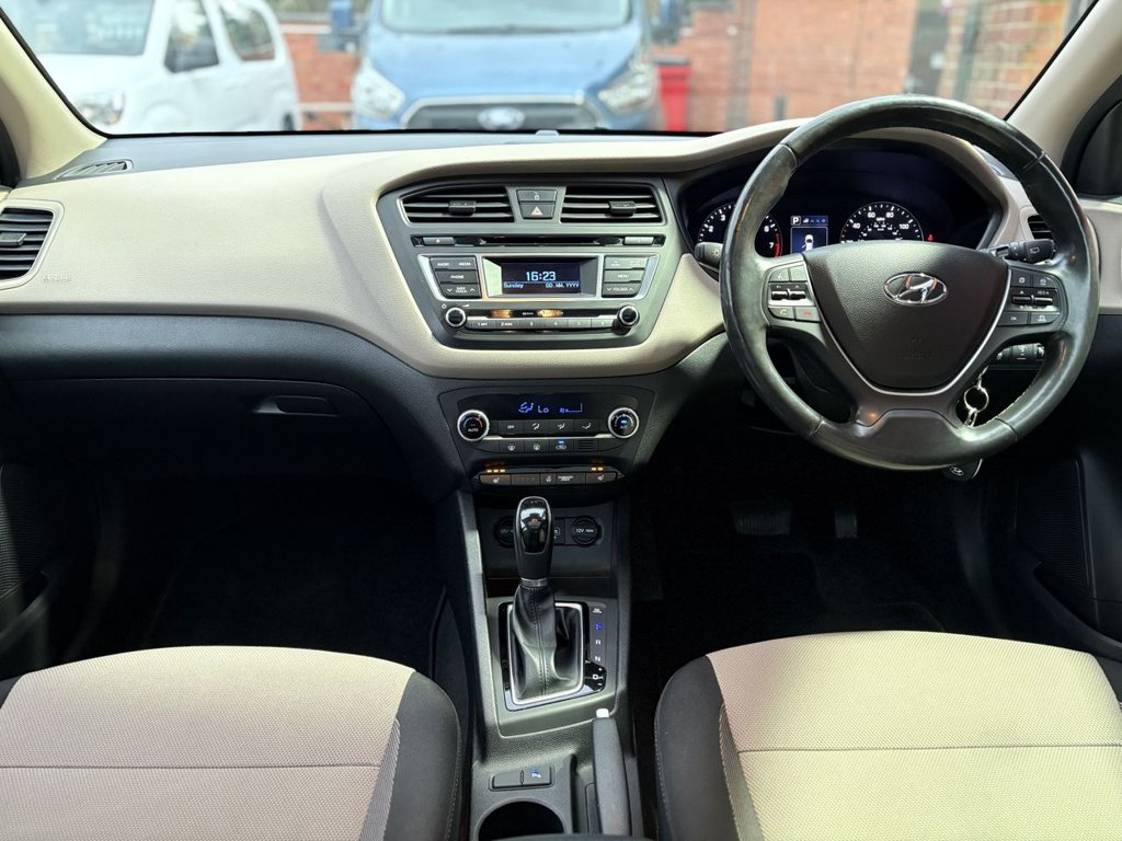 Used Hyundai i20 2015 for sale - 77499498: Photo 4