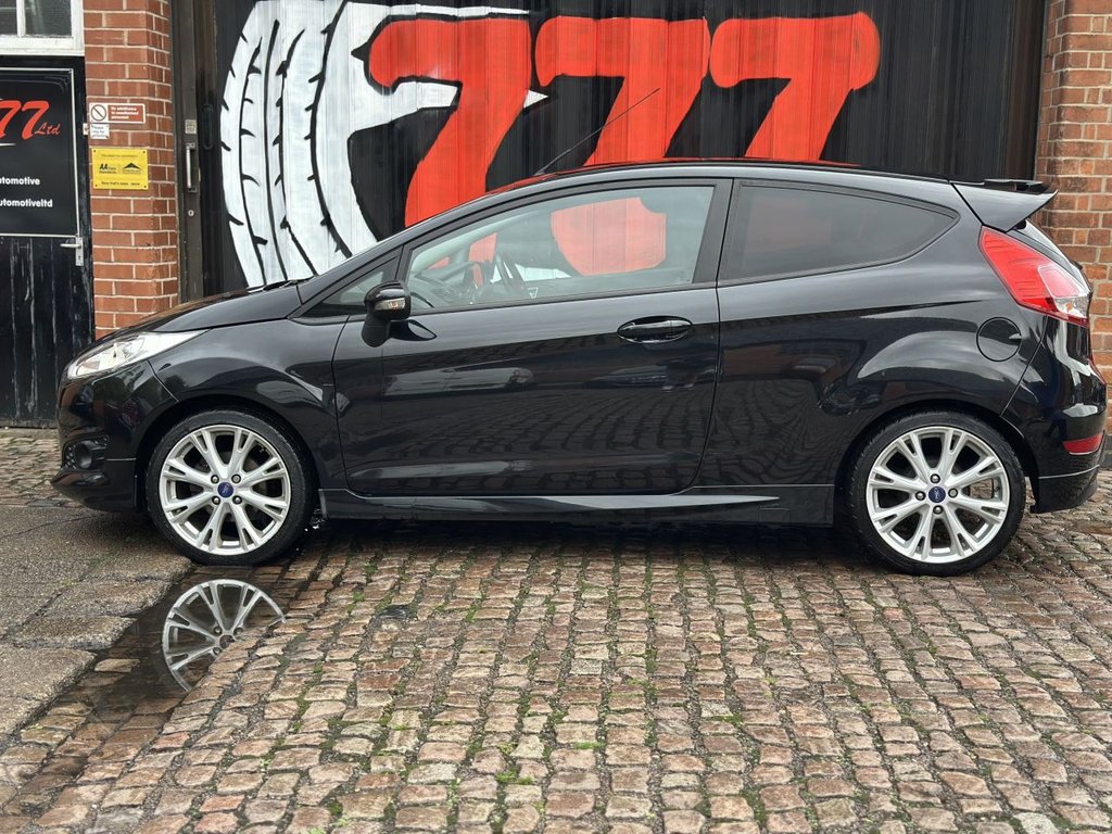 Used Ford Fiesta 2015 for sale - 76323635: Photo 18