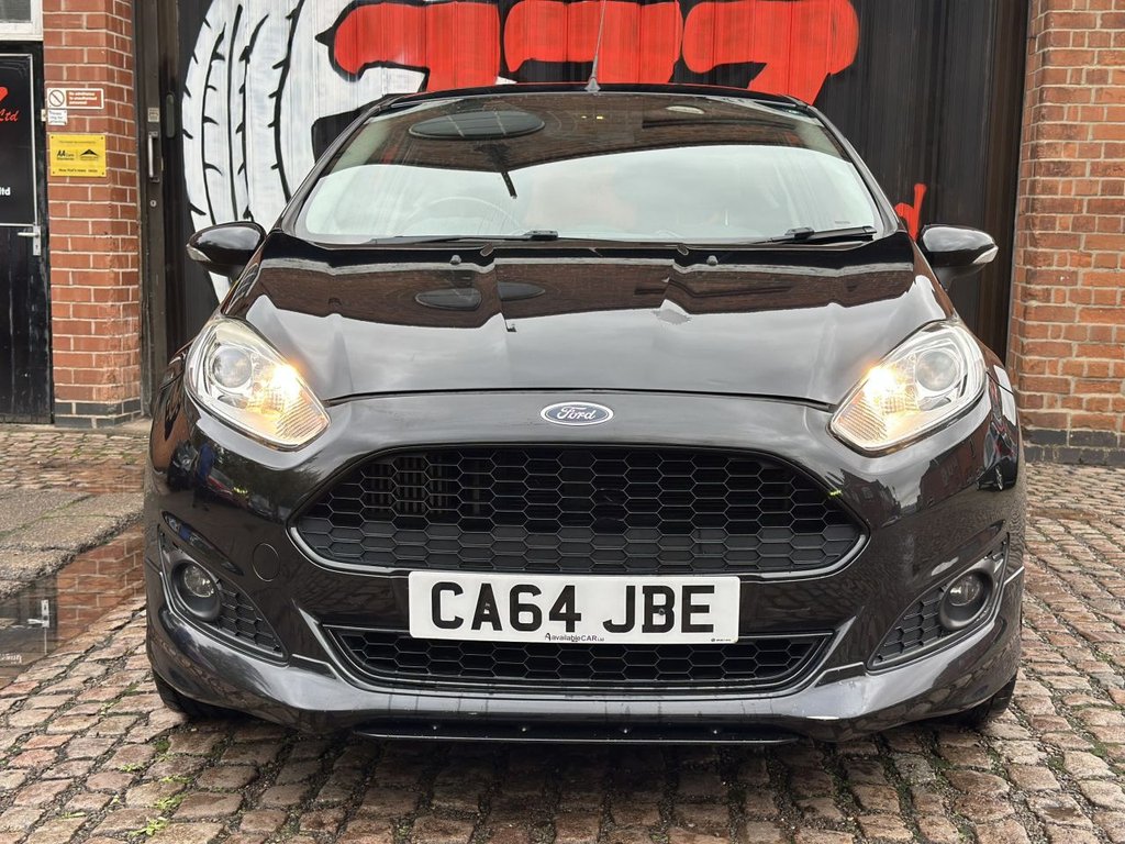 Used Ford Fiesta 2015 for sale - 76323635: Photo 3