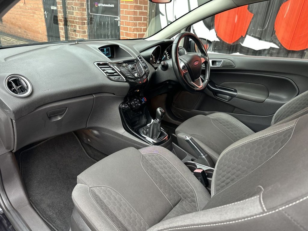 Used Ford Fiesta 2015 for sale - 76323635: Photo 4