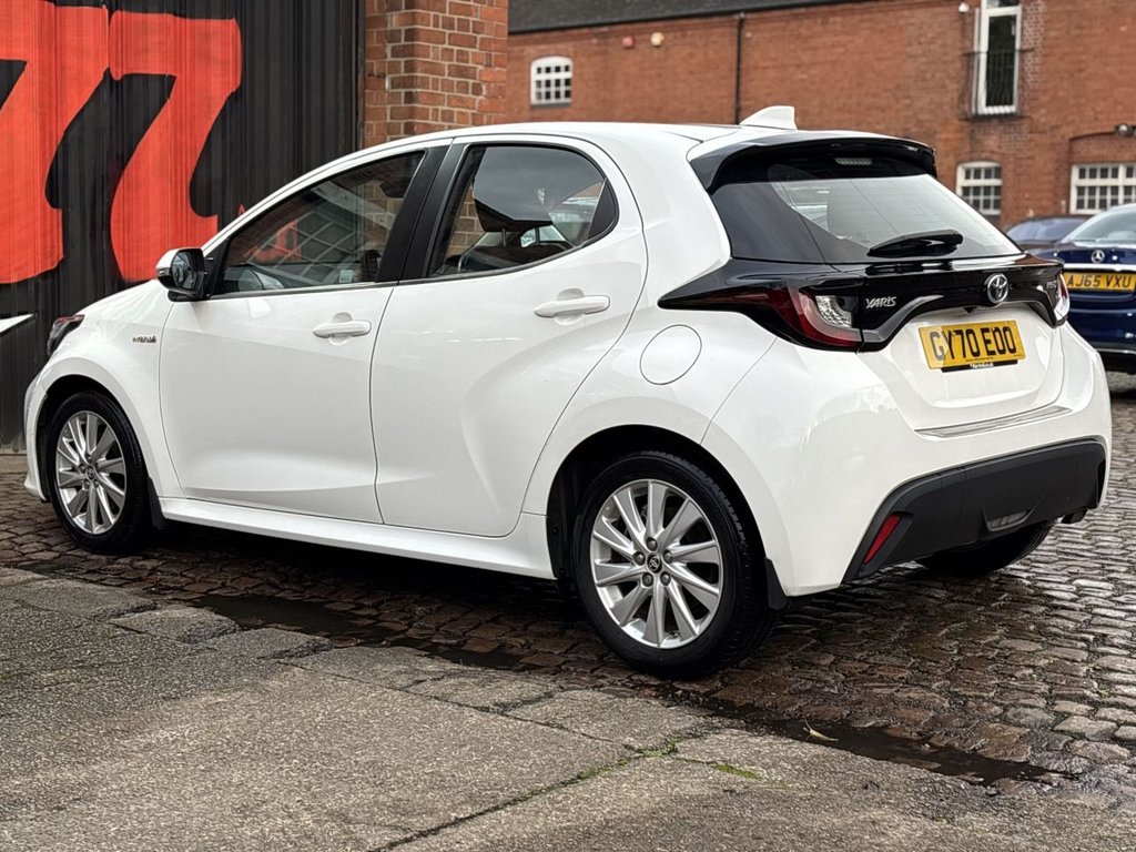 Used Toyota Yaris 2020 for sale - 76430168: Photo 21
