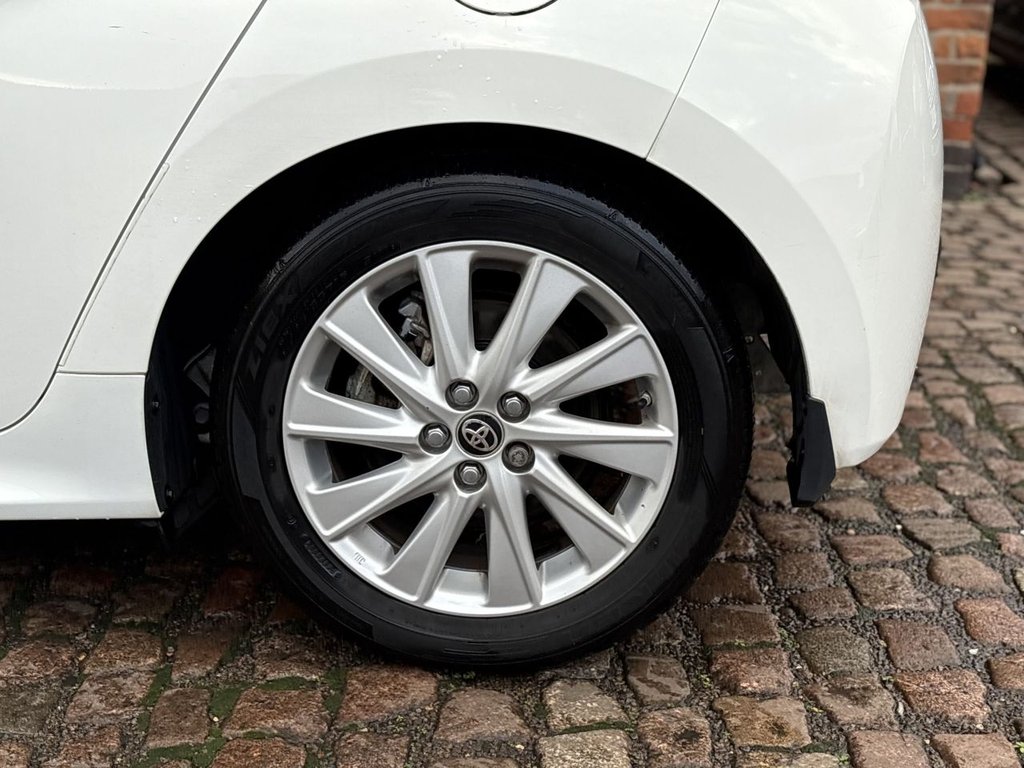 Used Toyota Yaris 2020 for sale - 76430168: Photo 23