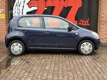 Used Volkswagen up! 2015 for sale - 77451940: Photo