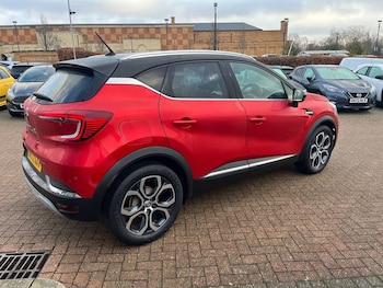 Used Renault Captur 2022 for sale - 76710100: Photo