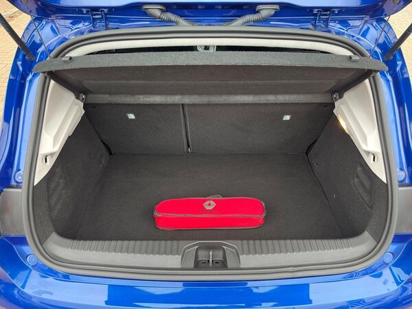Used Renault Clio 2022 for sale - 76234804: Photo 21