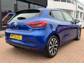 Used Renault Clio 2022 for sale - 76234804: Photo 3