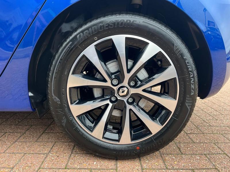 Used Renault Clio 2022 for sale - 76234804: Photo 9