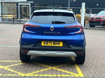 Used Renault Captur 2021 for sale - 77005985: Photo