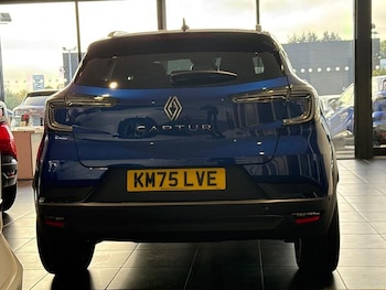 Used Renault Captur 2025 for sale - 76234836: Photo 4