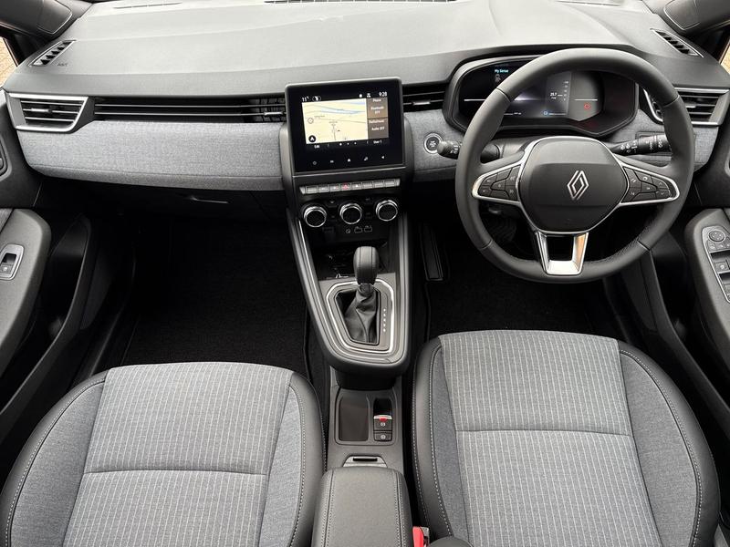 Used Renault Clio 2025 for sale - 76452944: Photo 11