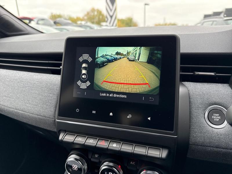 Used Renault Clio 2025 for sale - 76452944: Photo 19