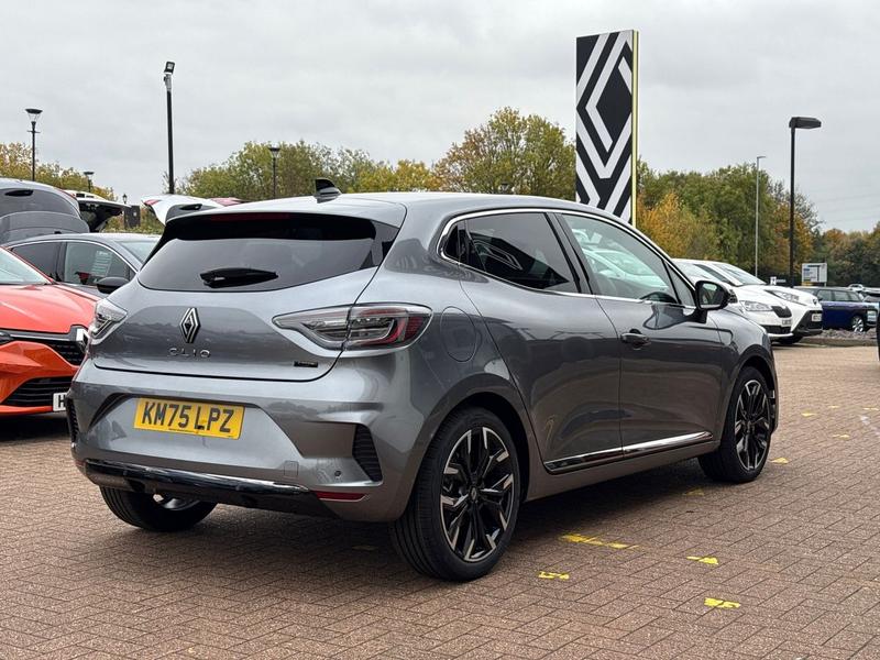 Used Renault Clio 2025 for sale - 76452944: Photo 3