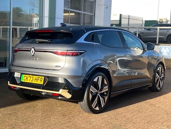 Used Renault Megane E Tech 2023 for sale - 76710070: Photo