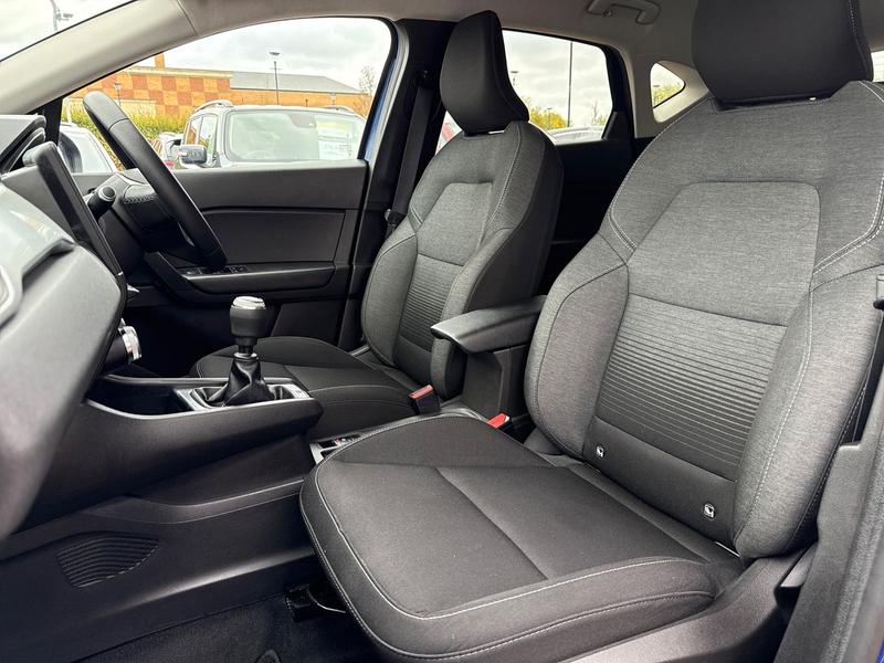 Used Renault Captur 2021 for sale - 76097239: Photo 16