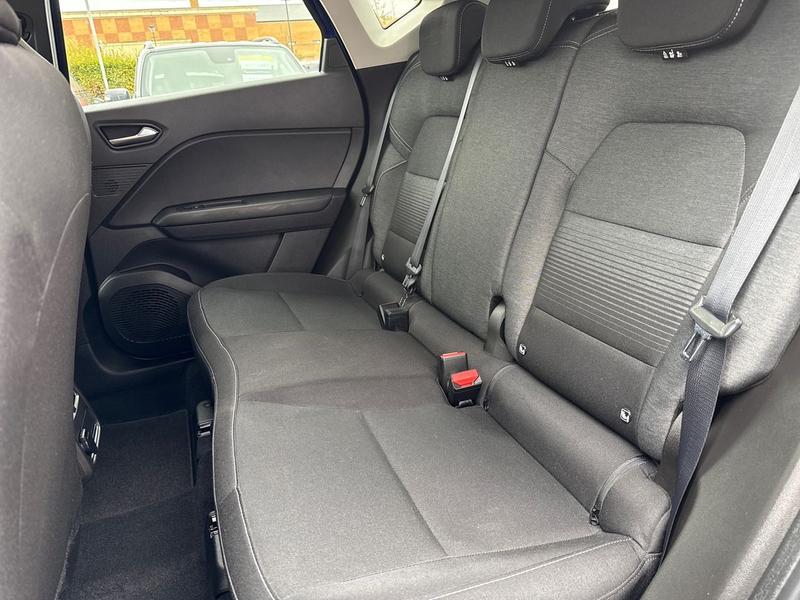 Used Renault Captur 2021 for sale - 76097239: Photo 17