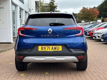 Used Renault Captur 2021 for sale - 76097239: Photo 4